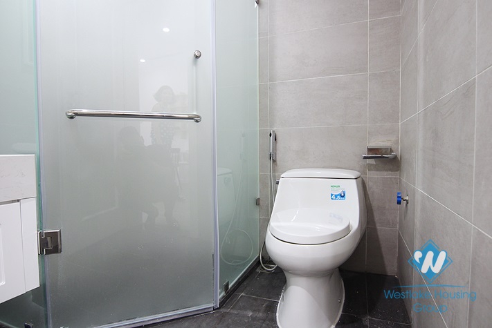 High floor 2 bedrooms apartment for rent in Sunshine Riverside building, Tay Ho